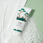 ROUND LAB Очищающая пенка для лица Pine Calming Cica, 150 мл